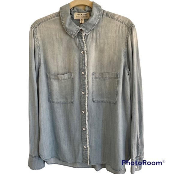 Anthropologie Tops - Anthropologie Cloth & Stone Chambray Frayed Button Down Shirt XL